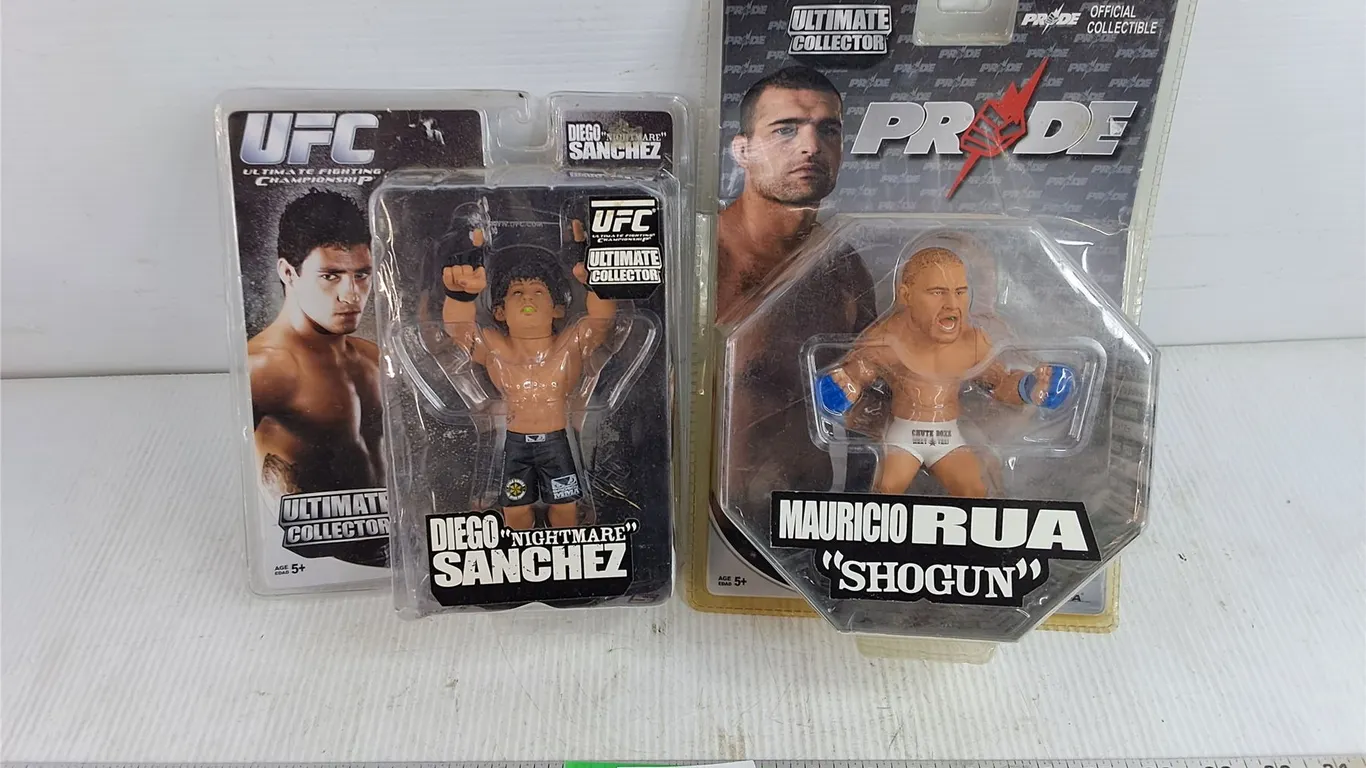 UFC Diego Nightmare Sanchez & Mauricio Rua Shogun Figures