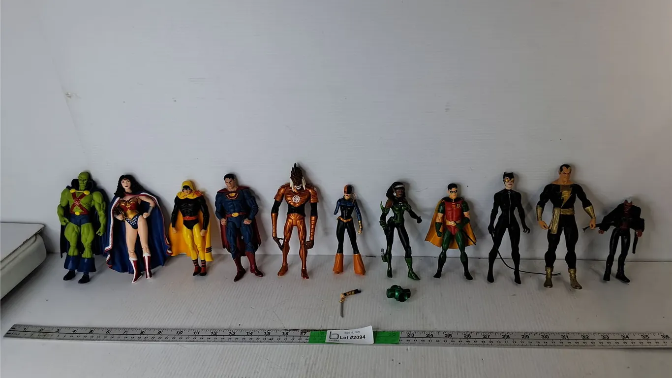 (11) Action Figurines- Superman, Robin, Wonder Woman, Misc.