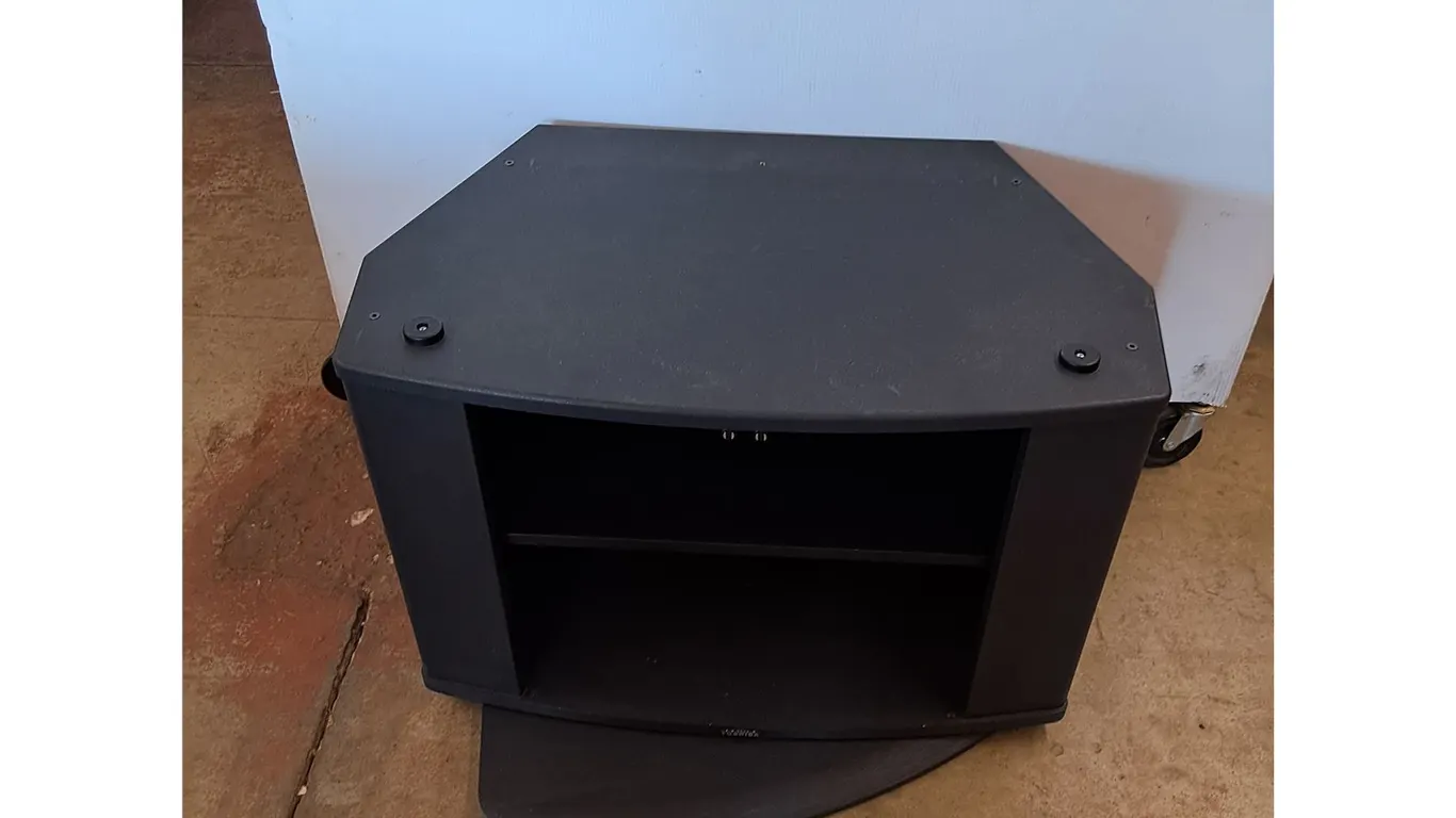*Toshiba TV Stand 30" x 19" x 20", PICKUP ONLY