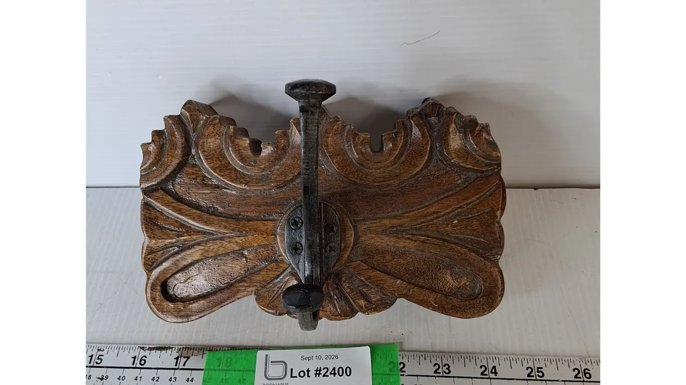 Wood Butterfly Style Wall Hook 8" x 4.75"