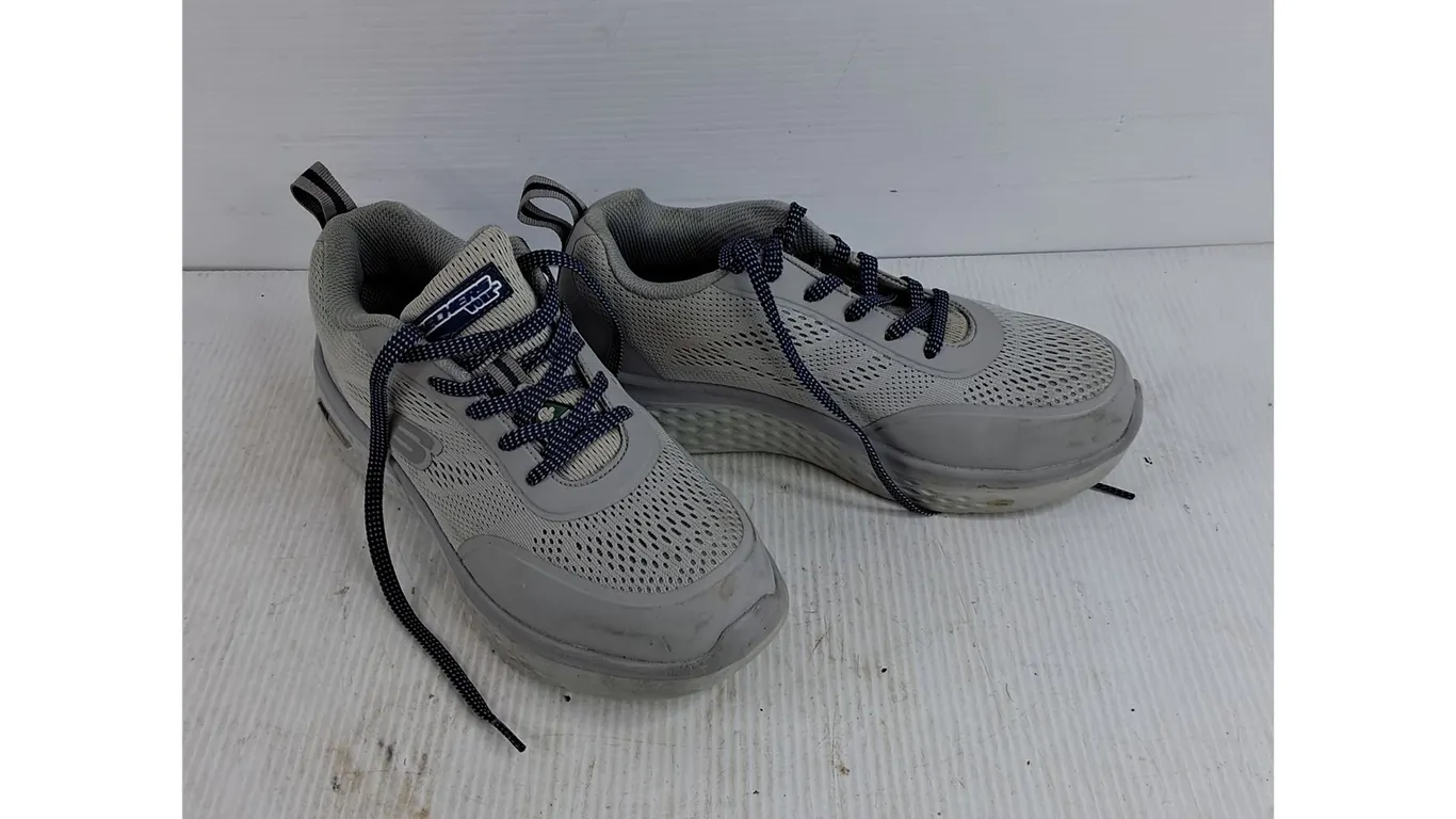 Skechers Steel Toe Sneakers - Size 8.5