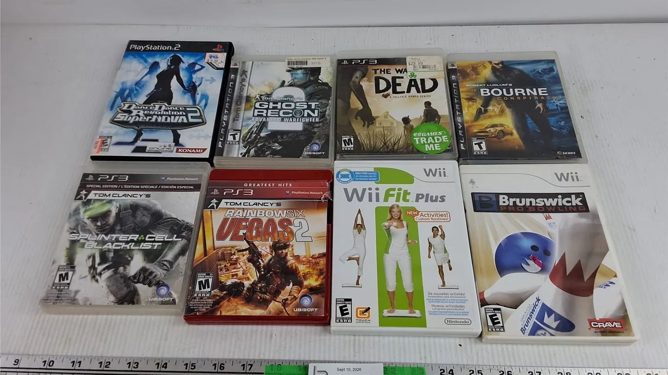 Assorted PS3, PS2 & WII Games - The Walking Dead, Rainbow Six Vegas, Splinter Cell, Misc