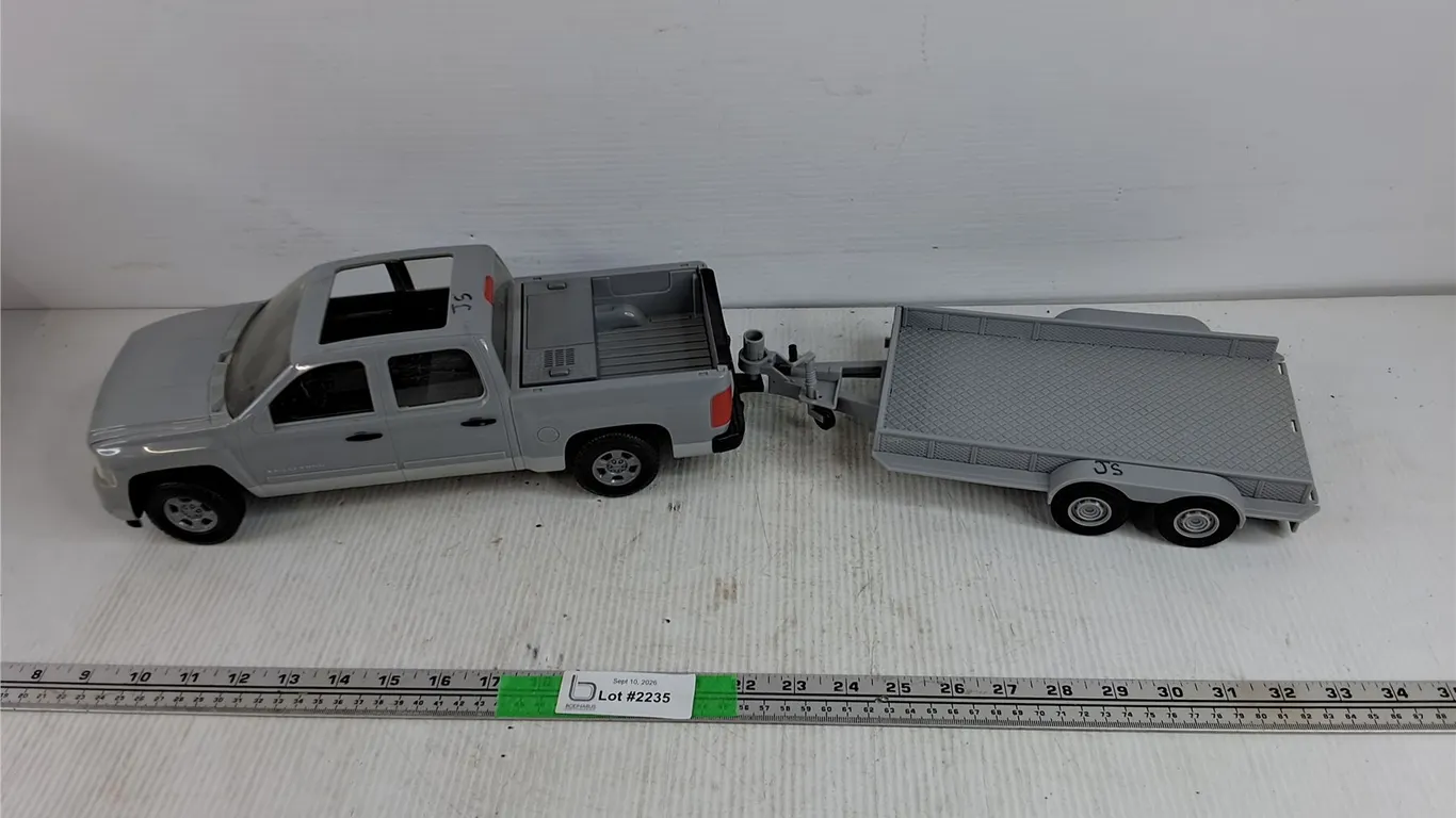 Toy Chevy Silverado & Flatbed Trailer