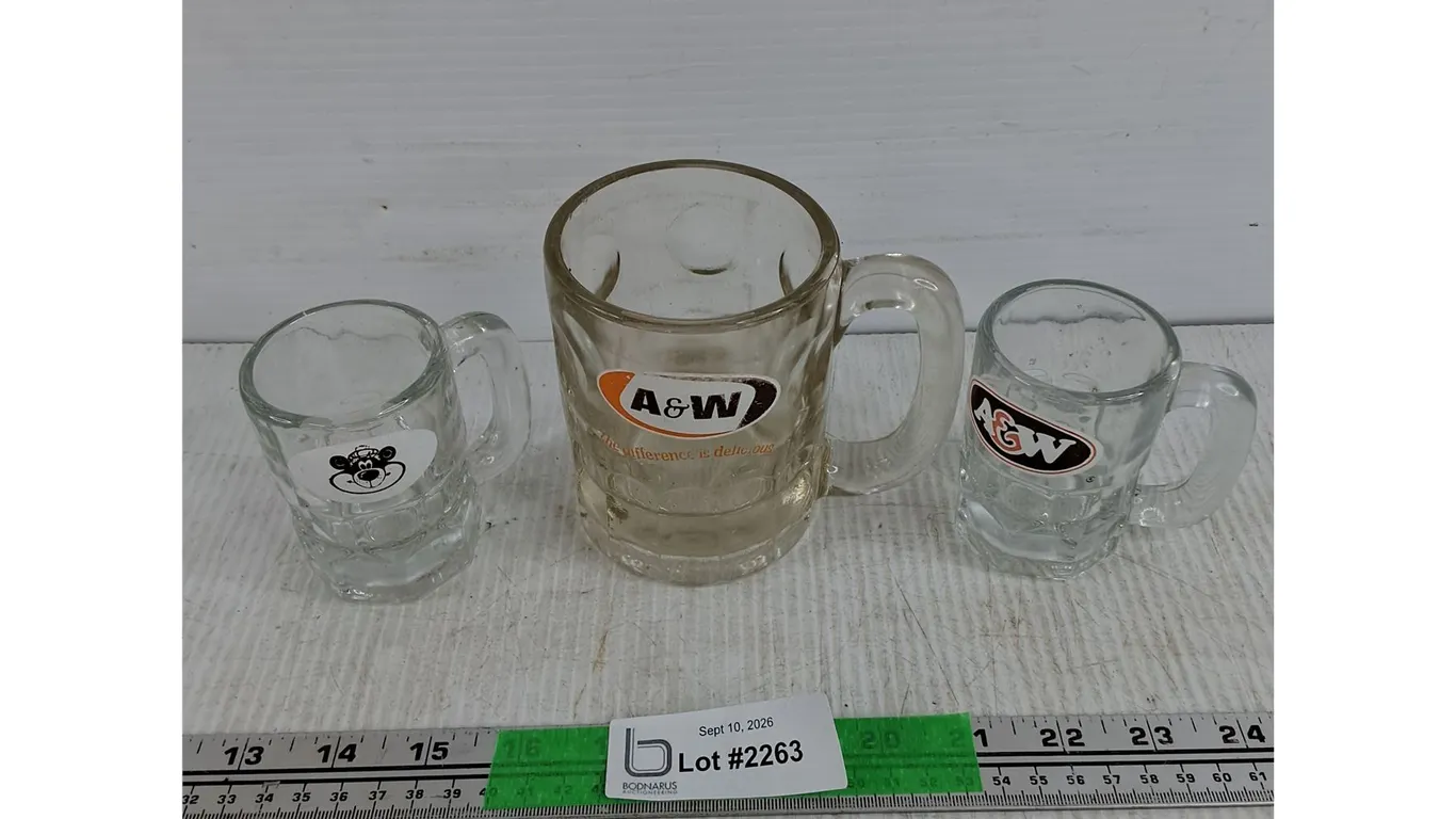 (3) A&W Glass Mugs