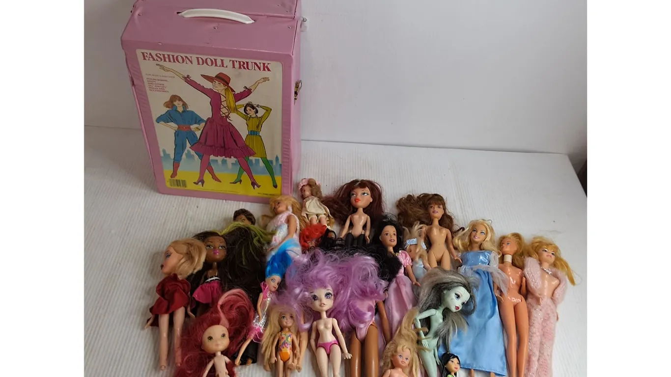 Large Assortment of Children's Action Dolls & Barbies w/Carry Case