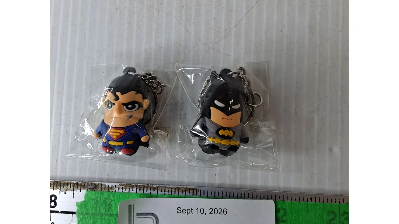 Batman & Superman Keychains