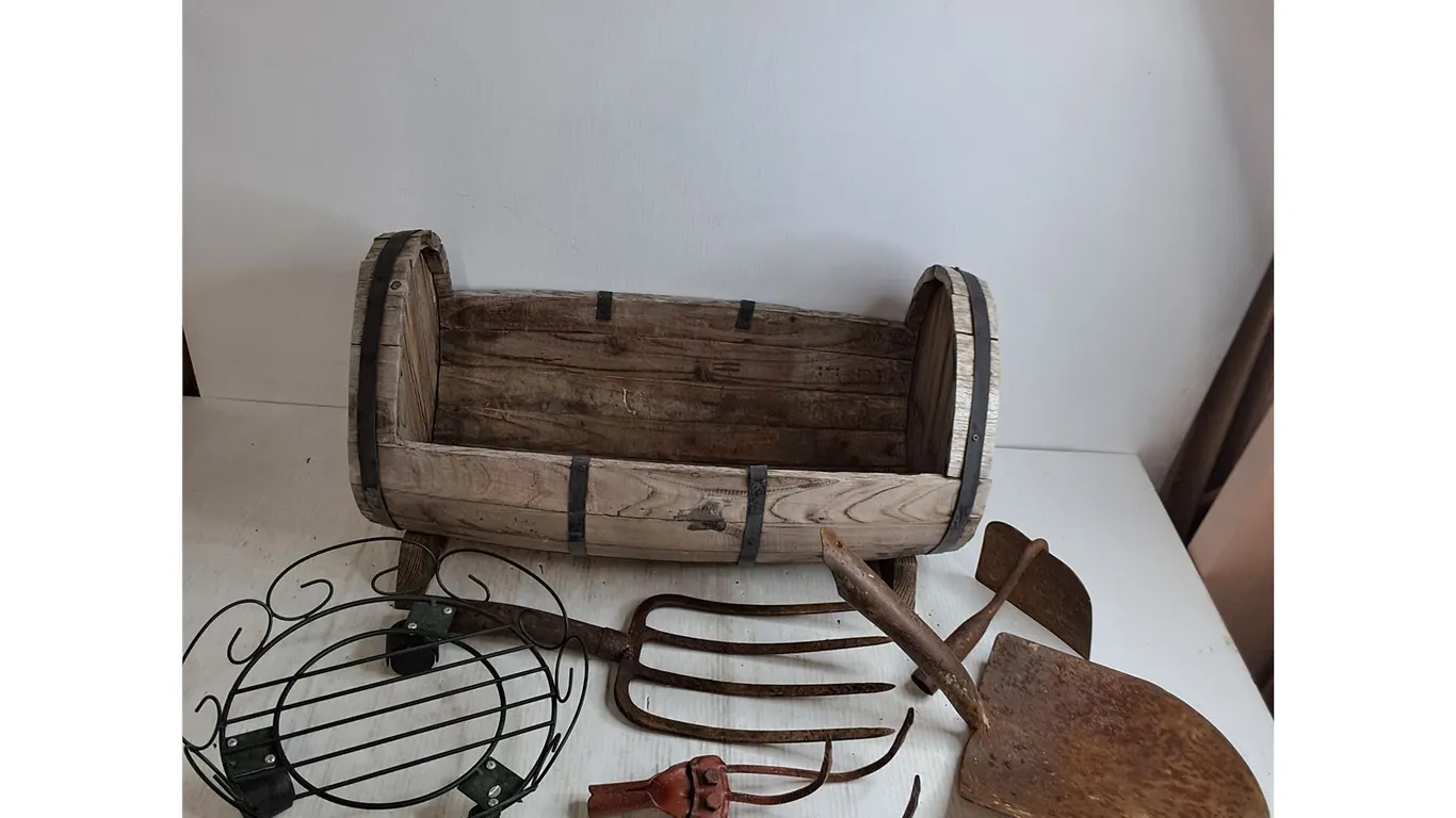 24" Barrel Planter, Plant Cart, Unhandled Tools (Pitch Fork, Harrow, Shovel, Hoe) - Pickup Preferred