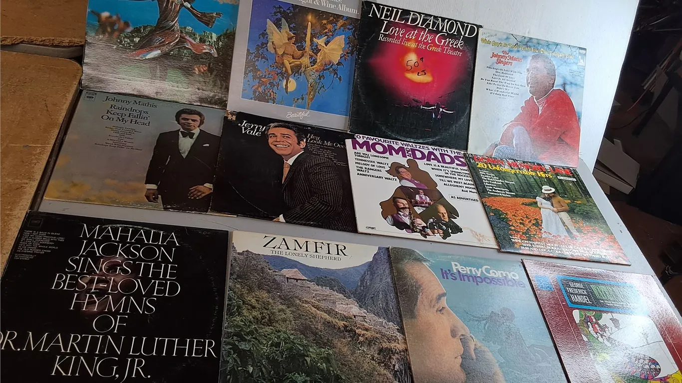 (12) Records- Johnny Mathis, Neil Diamond, Mahalia Jackson, Misc.