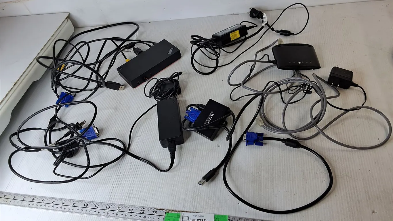 Lenovo Thinkpad Docking Station, D-Link Ethernet Switch, Miscellaneous Cables
