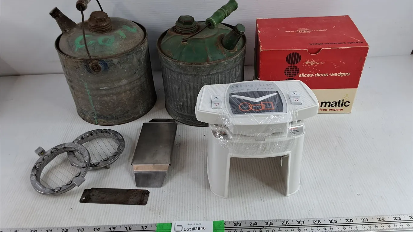 Vintage Oil Cans, Vegomatic Food Preparer