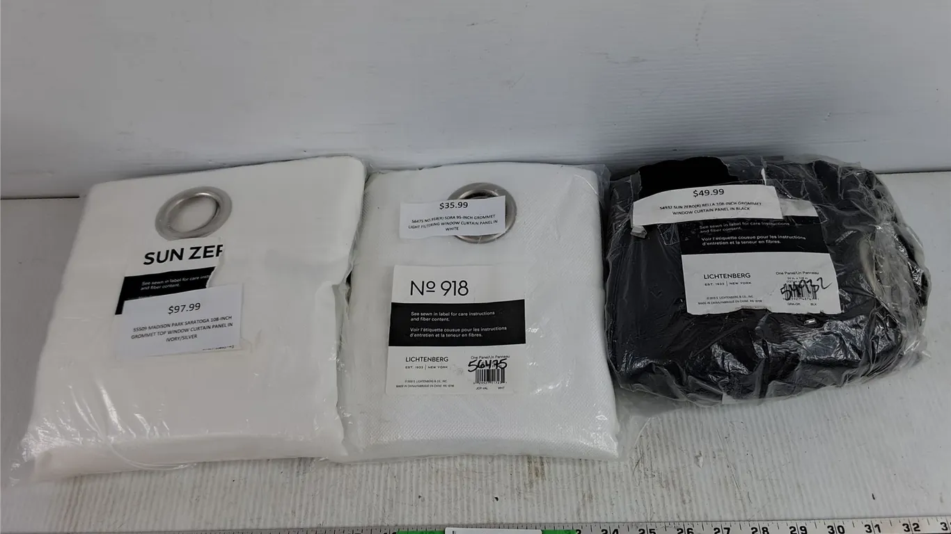 Assorted Window Curtains