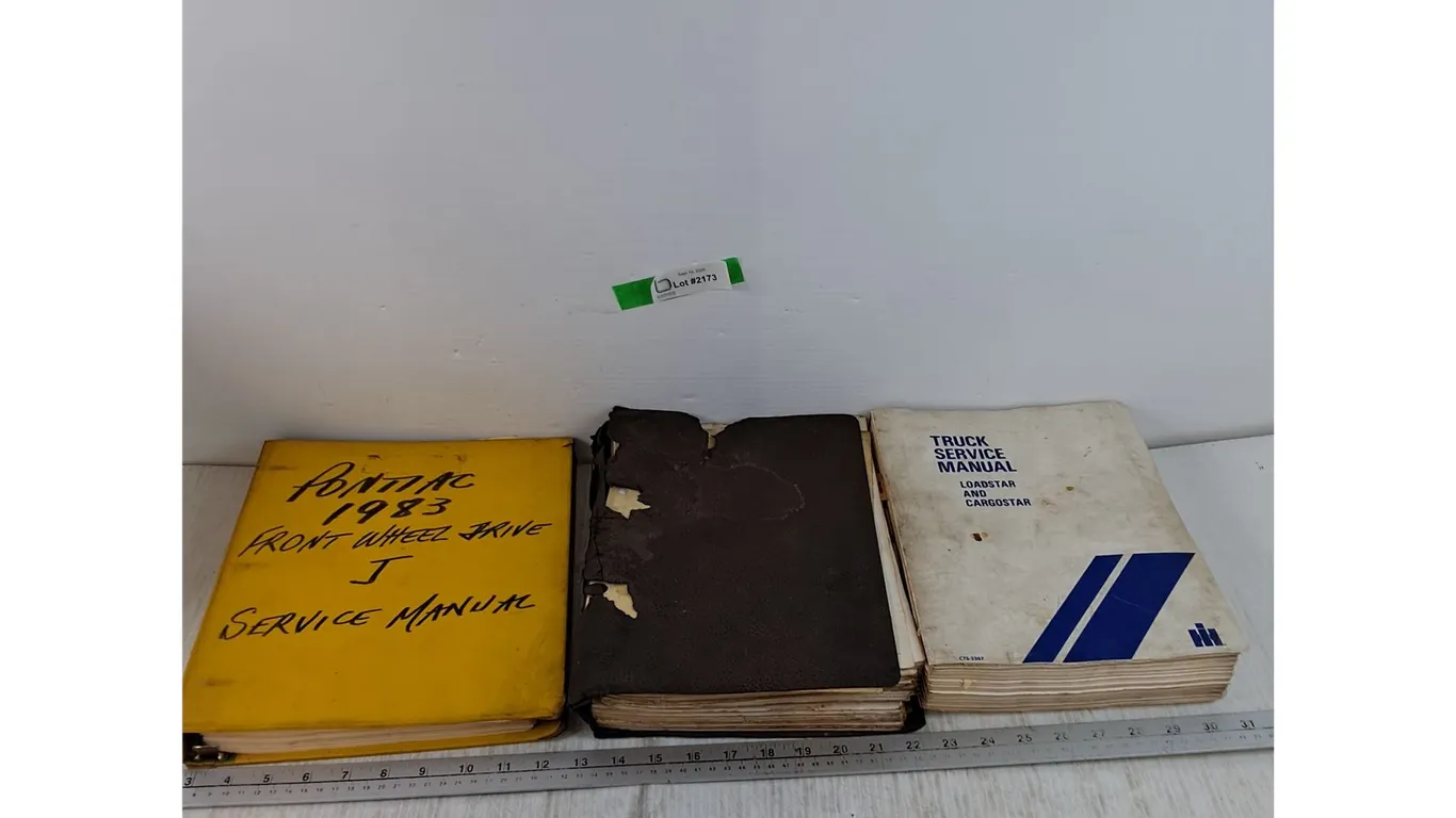 (3) Automotive Repair Manuals Pontiac 1983 Service, Roadster Service, Intl L Line Service