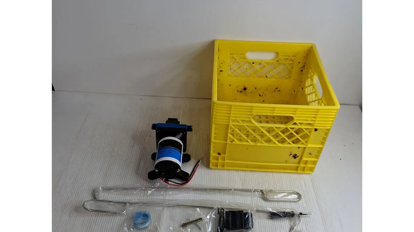 Makerz Unused Water Pressure Pump, Rods, Hardware, Milk Crate - Pickup Only for Crate