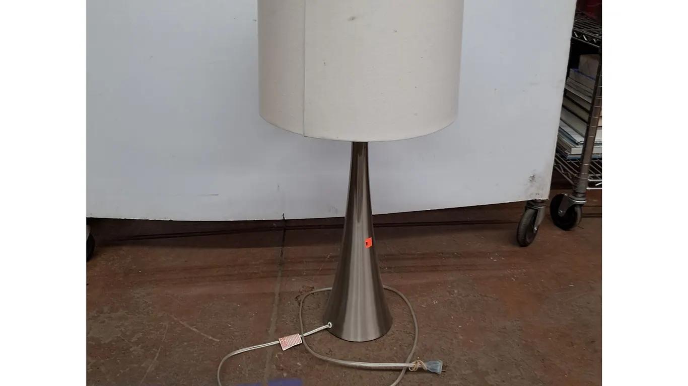 *Metal Lamp with Shade 28.5"- Powers On, Can't Ship