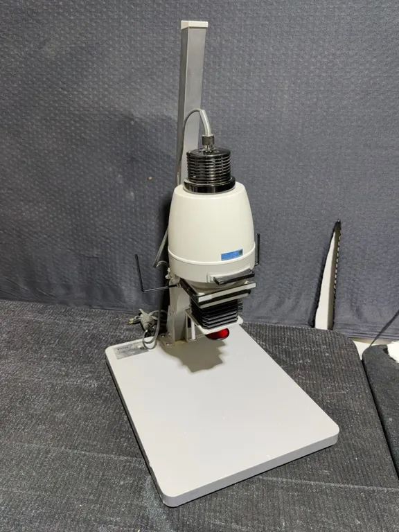 Vivitar Model E34 Photo Enlarger for Negatives up to 2½ x 2½ inches