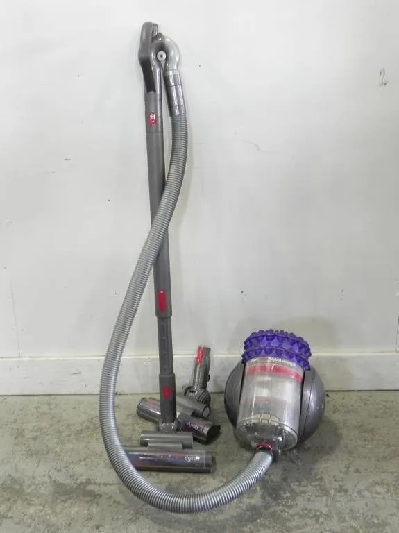 DYSON CINETIC BIG BALL ANIMALPRO VACUUM CLEANER