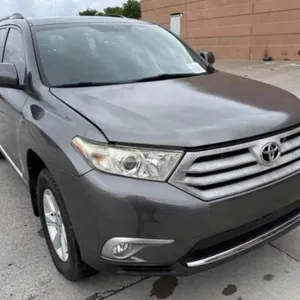(TX) 2013 Toyota Highlander