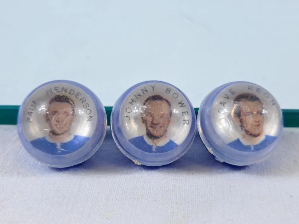 Vintage Toronto Maple Leafs Post Cereal Player