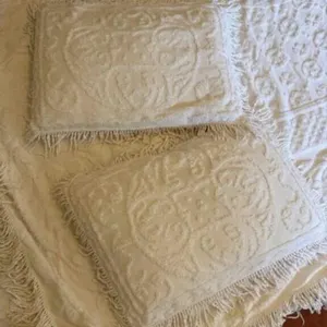 Chennille White Bedspread & Shams