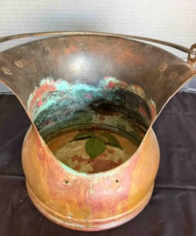 Ethan Allen Décor Pot