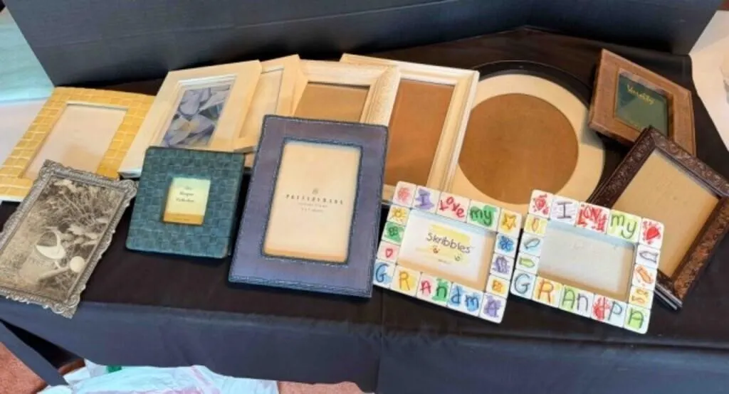 Miscellaneous Shaped/Colored Frames (13)