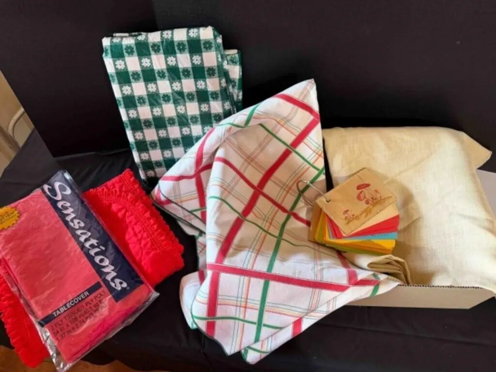 3 Table Cloths and Recipes on a Ring