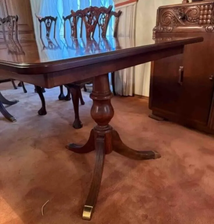 Square Oak Table