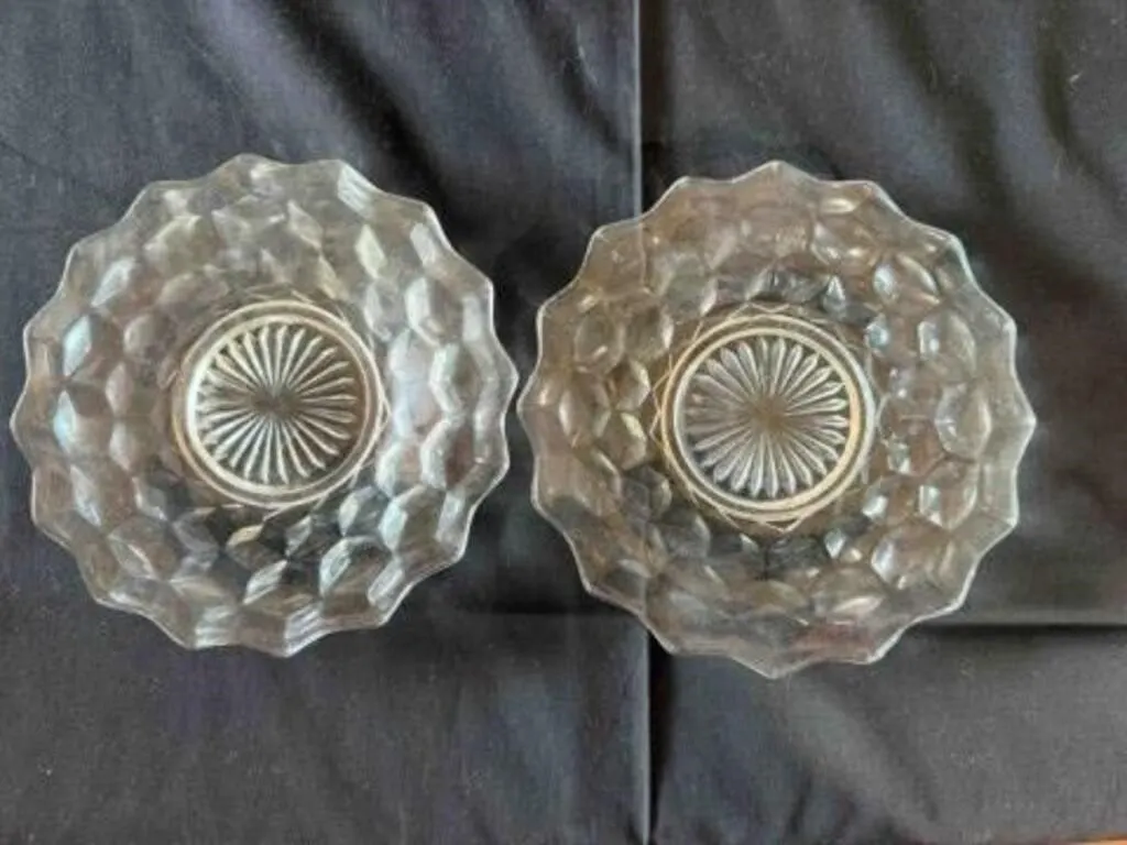 2 Fostoria plates 6"