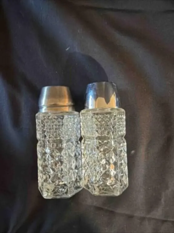 Anchor Hocking Salt & Pepper Shakers