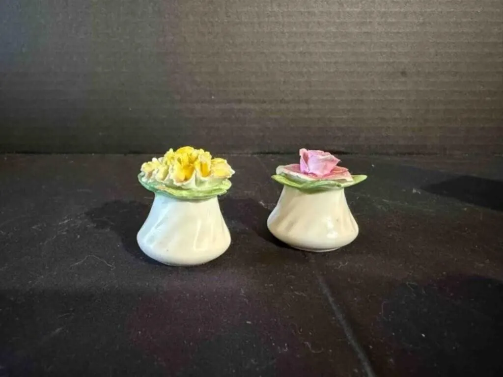 Royal Adderley Rose S & P Shakers
