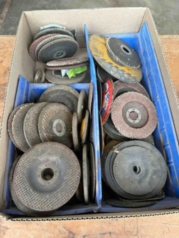 Various Grinding and Sanding Pads