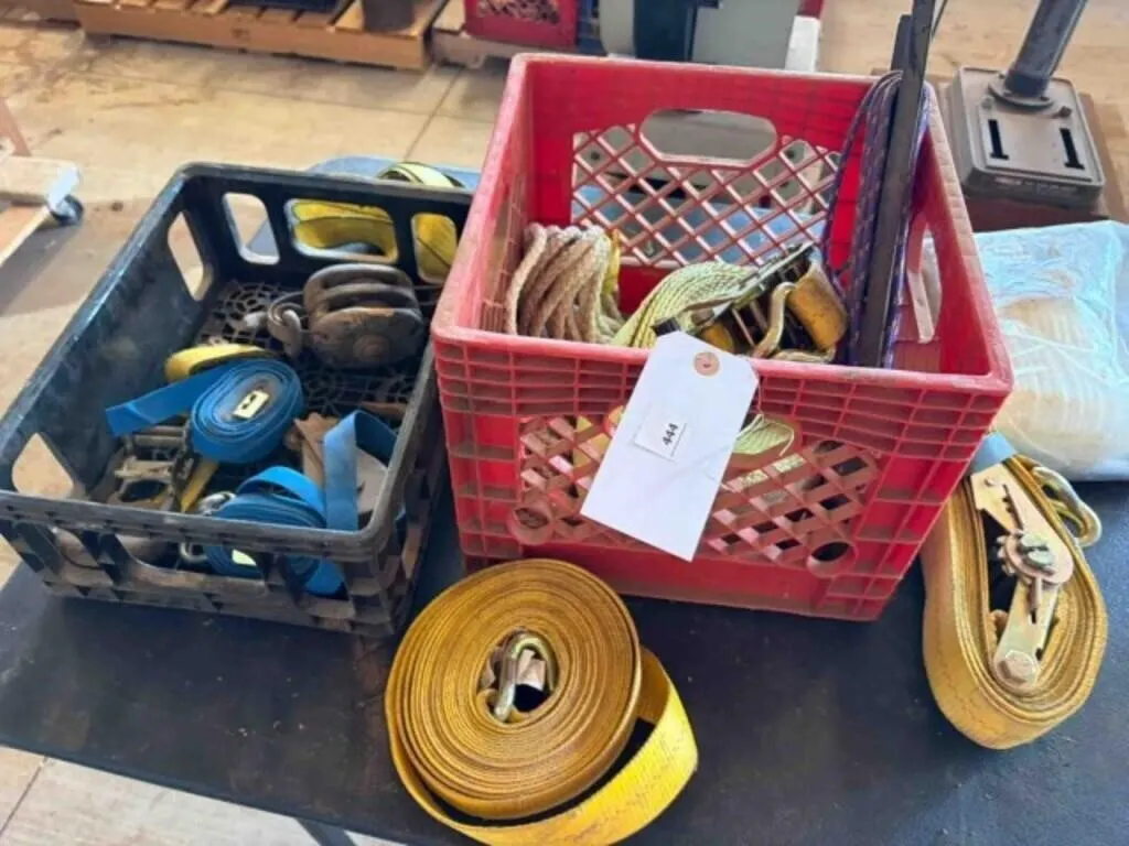 Cargo Straps, ropes, pulleys