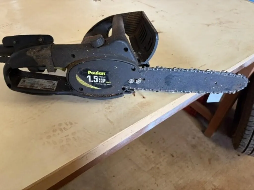 Poulin 1.5hp Pole Chain Saw 110V Works