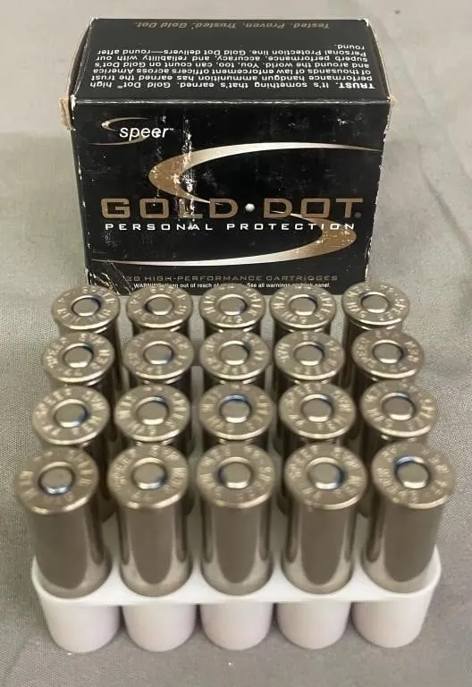 Box of 20 Speer Gold Dot .44 cal. REM MAG