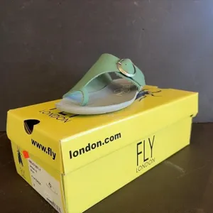 London Fly Size 7 Women