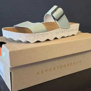 Asportuguesas Flip Flops Women�s Size L40