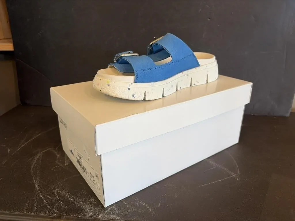 Cougar Size 8 Women