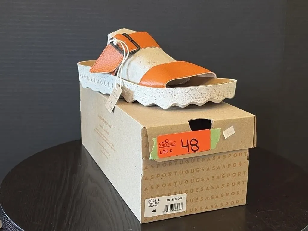 Asportuguesas Flip Flops Women�s Size 40