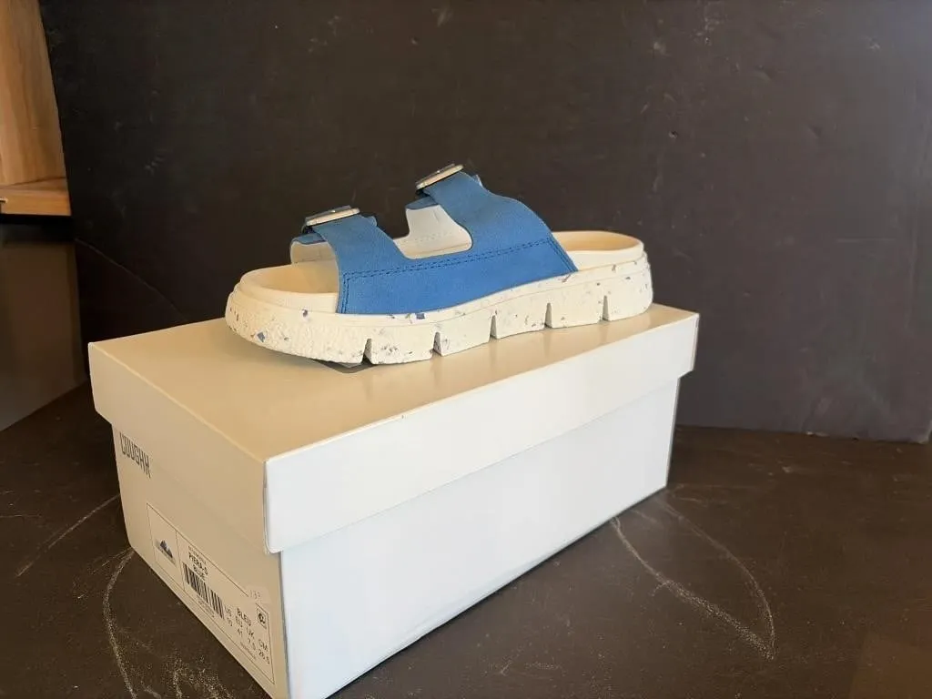 Cougar Size 10 Women