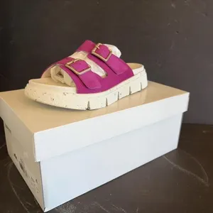 Cougar Size 8 Women