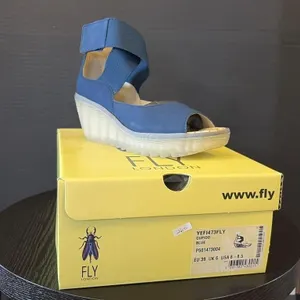 London Fly Women�s 8-8.5 Shoes