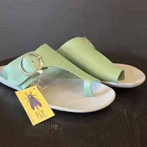 London Fly Women�s 36 Flats