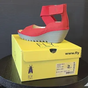 London Fly Women�s 8-8.5 Shoes