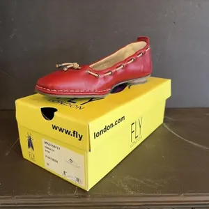 London Fly size 39 women