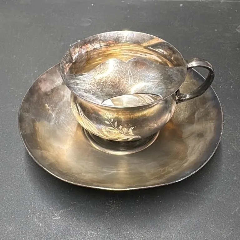 Vintage Barbour Silver Co. Quadruple Plate Cup and