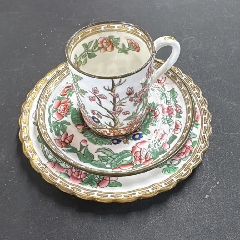 Vintage Porcelain Tea Cup and Saucer Set with Flor