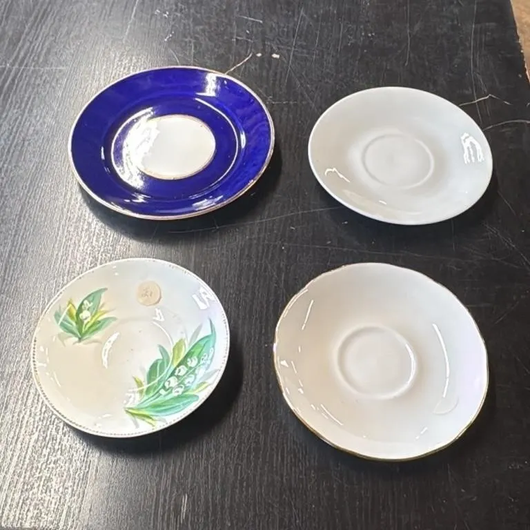 Set of 4 Saucers - Blue, White, and Lily of the Va