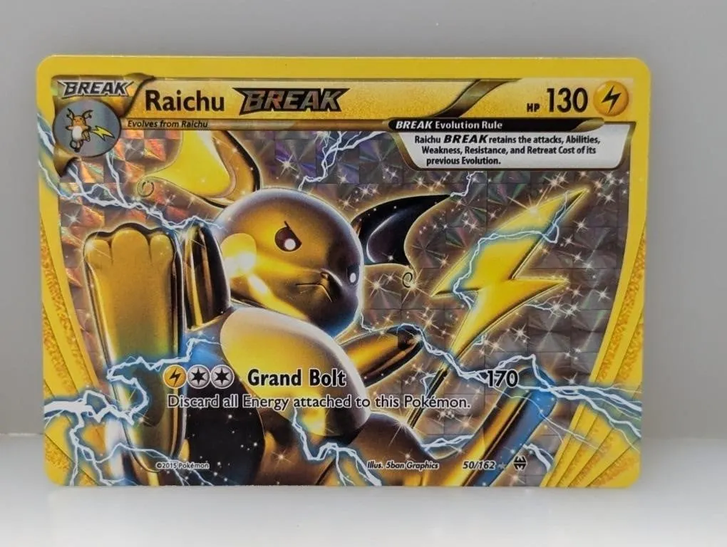 Pok�mon 2015 Raichu BREAK 50 BREAKthrough Holo S