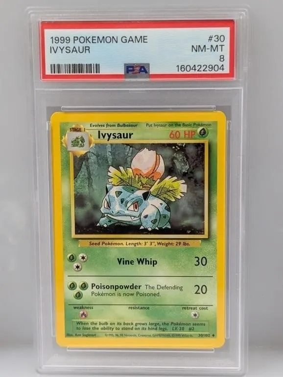 1999 Pokemon Ivysaur #30 PSA 8