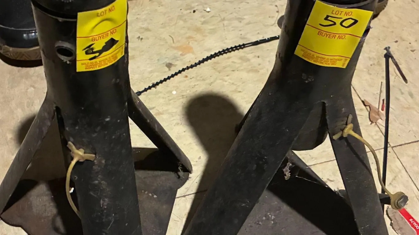 Tripod Car Jack